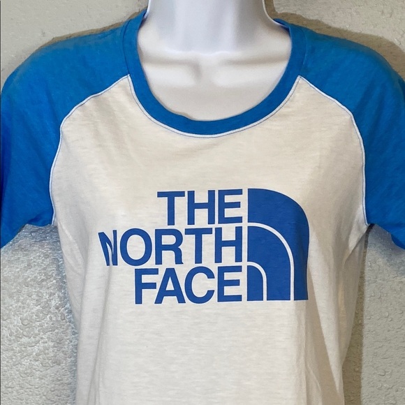 The North Face Blue and White Short Sleeve Tee - Picture 4 of 4